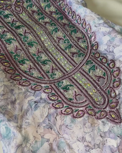 جلابية حرير برقبة عالية (SHN002)